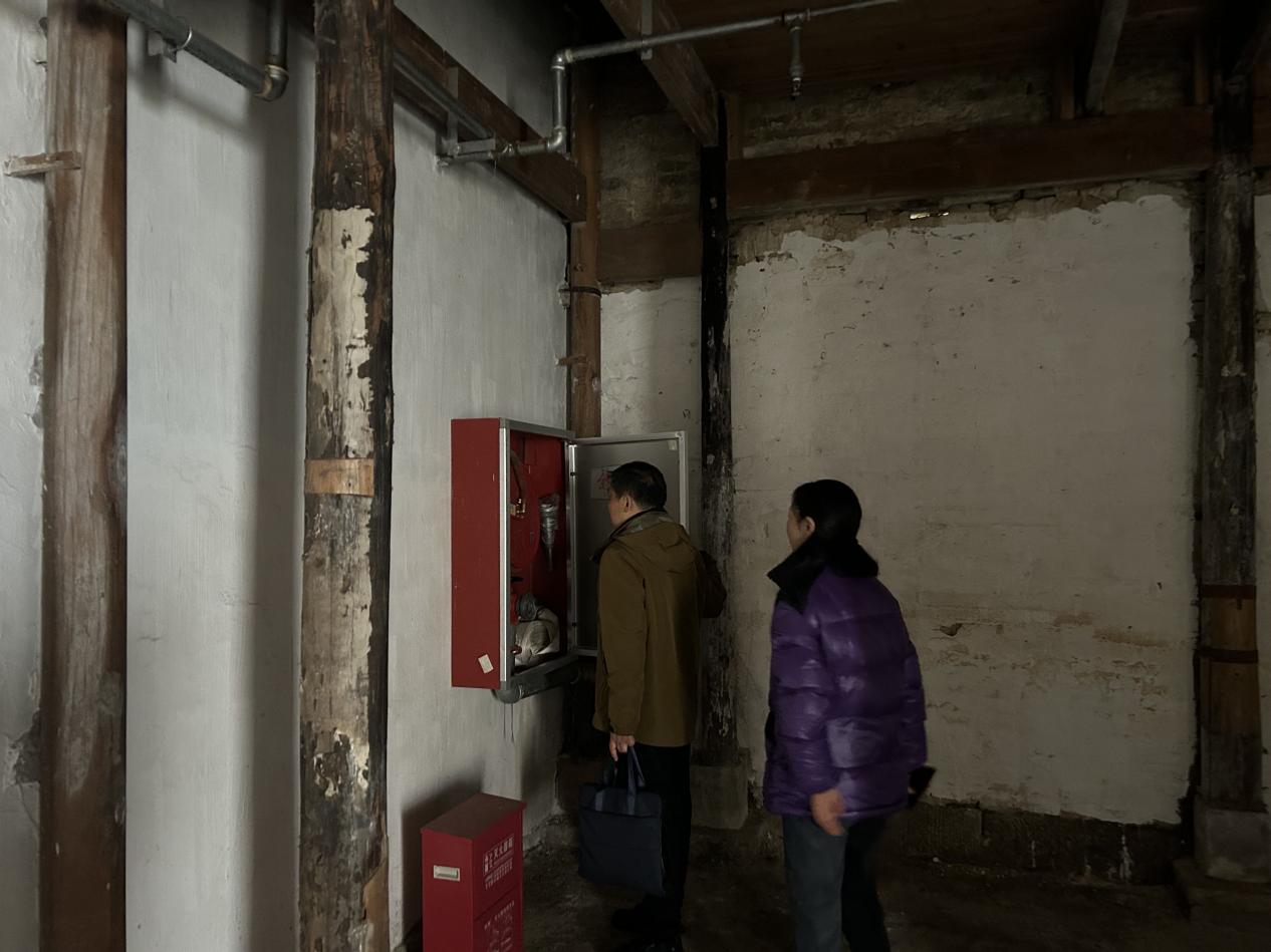 切實(shí)加固安全“防火墻”！區(qū)國(guó)資運(yùn)營(yíng)公司開(kāi)展安全生產(chǎn)專(zhuān)項(xiàng)監(jiān)督