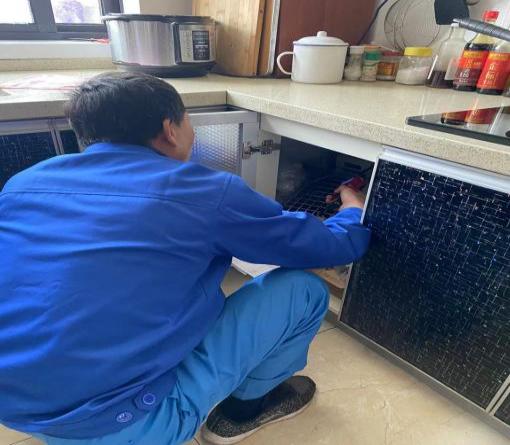 迎“五一”，抓安全，保供應